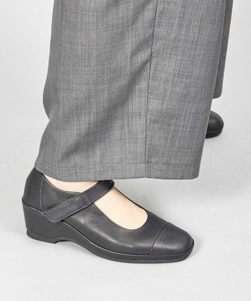 D'ICI（ディッシィ） パンプス アンクルベルトスクエアパンプス