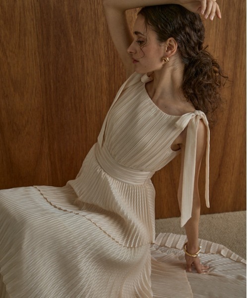ERADIE（エラディエ） ワンピース Pleated tiered dress プリーツ