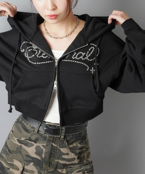 SPINNS パーカー 裏毛ショート丈ジップパーカー/ラインストーン筆記体