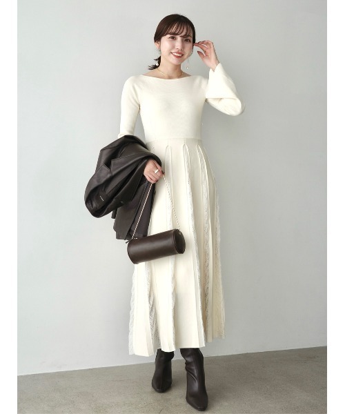 新品同様 anuans ニットワンピース FREE ホワイト レディース anuans（アニュアンス） ワンピース モヘアプリーツニットワンピース
