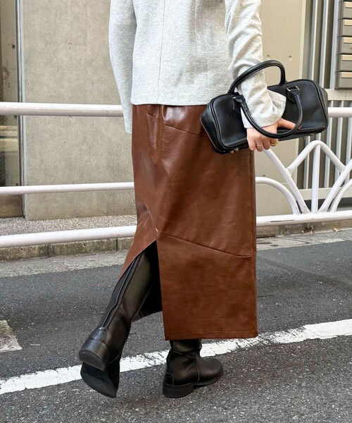 fredy emue（フレディエミュ） スカート ヴィンテージライクレザー