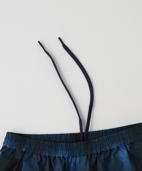パンツ White Mountaineering(ホワイトマウンテニアリング) OMBRE CHECK SKIRT PANTS メンズ レディースの画像