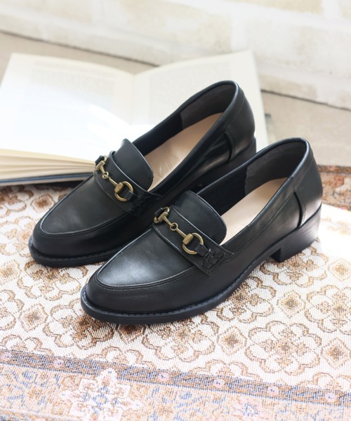 VIVIAN ローファー ポインテッドトゥビット付きローファー レディース