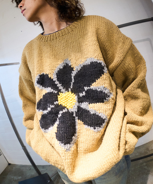 macmahon knitting mills ニット MacMahon Knitting Mills Crew Neck Knit-5 Flowers | BEAVER