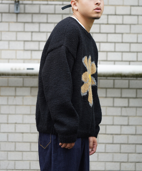 MacMahon Knitting Mills 】 +【Niche.】 Crew Neck Knit-Flower