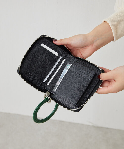 ear PAPILLONNER 財布 レザーリング付きラウンド折り財布