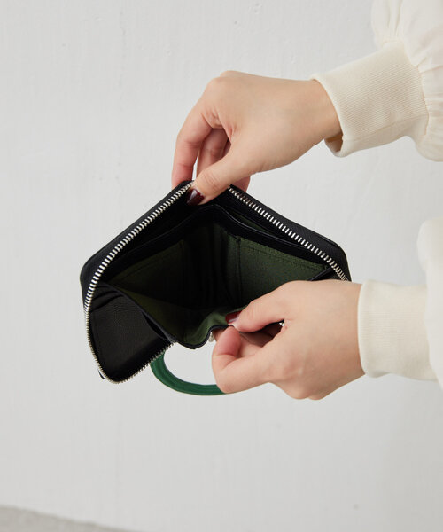 ear PAPILLONNER 財布 レザーリング付きラウンド折り財布