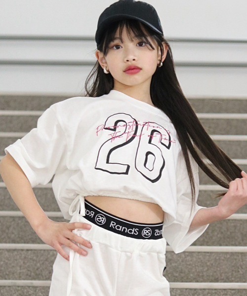 RH★子供服出品します✨です SISTER JENNI tシャツ 「コットン100％」肩あきレイヤード風ロゴ