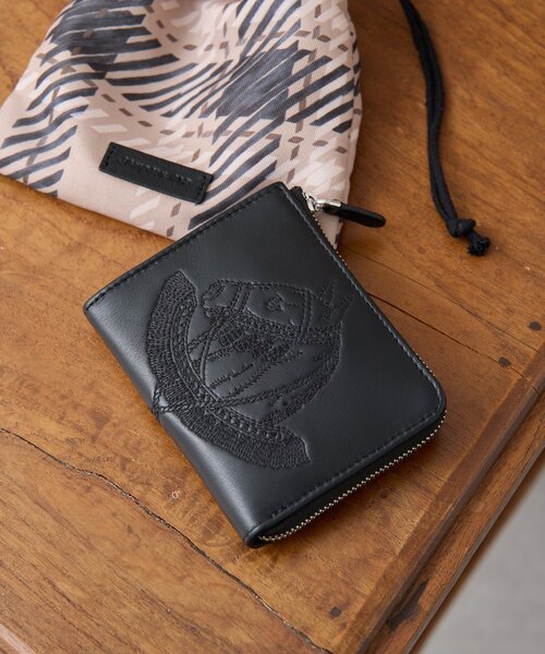 新品 16500円 現行品 レザー 二つ折り財布 ear PAPILLONNER ear PAPILLONNER（イア パピヨネ） 財布 sampo×ear 本革アニマル