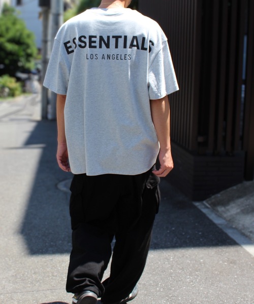 ESSENTIALS エッセンシャルズ バックプリント ロゴ 半袖T 黒 XL 楽天市場】エッセンシャルズ Tシャツ 半袖 FOG ESSENTIALS