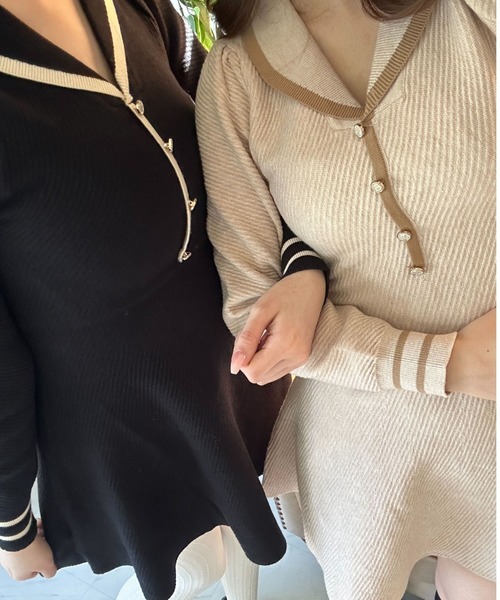 Mejoul ワンピース 「2025秋冬新作」襟付きVネックフレアリブニット