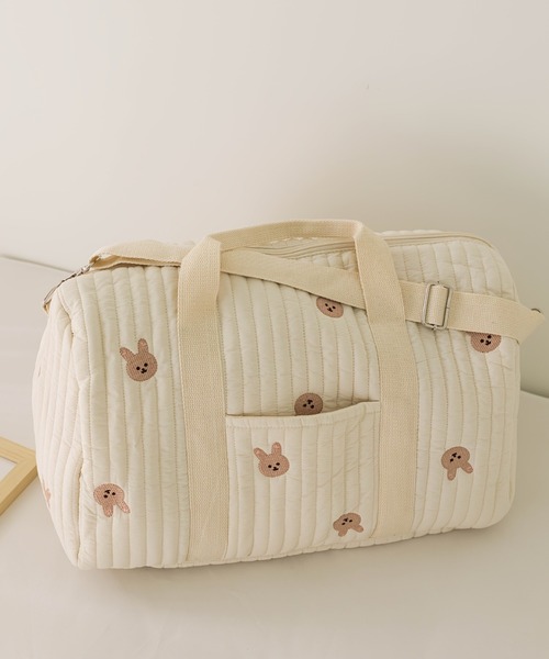 ボストンバッグ 「大容量」総柄刺繍 キルティング ボストン トラベル