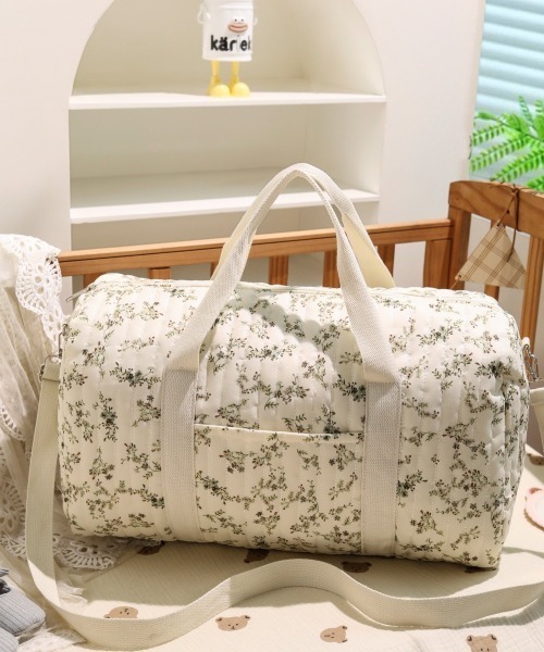 ボストンバッグ 「大容量」総柄刺繍 キルティング ボストン トラベル