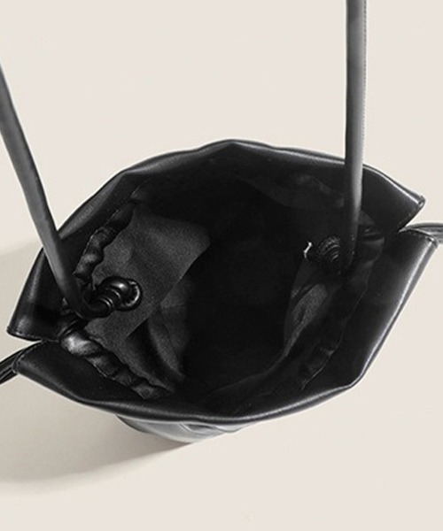 ショルダーバッグ バッグ ミニマルデザインPUレザー巾着バッグ