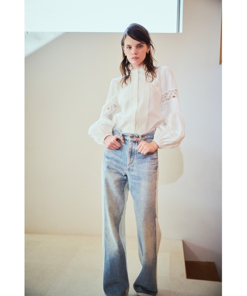 Estella.k エステラケー　クロップドレースシャツ　ホワイト Estella.k エステラケー クロップドレースシャツ ホワイトの通販