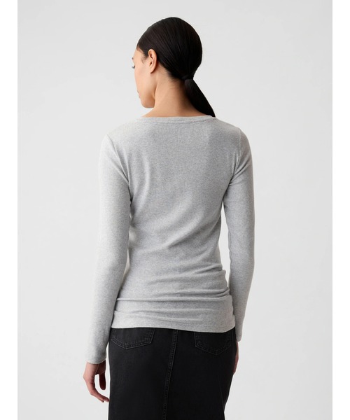 GAP tシャツ モダンクルーネック長袖Tシャツ レディース