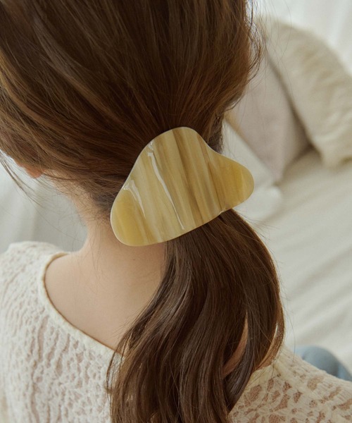 GOLDY（ゴールディ） ヘアクリップ ニュアンス トライアングル アセチ