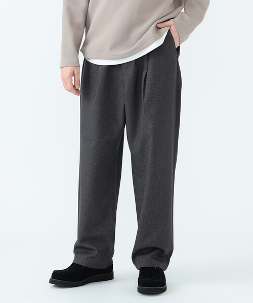 【極美品】BEAMS PLUS 1タック テーパード トラウザーズ パンツ M 極美品】BEAMS PLUS 1タック テーパード トラウザーズ パンツ M
