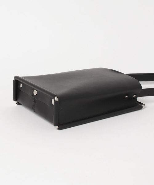 JOHN LAWRENCE SULLIVAN ショルダーバッグ FRAME LEATHER