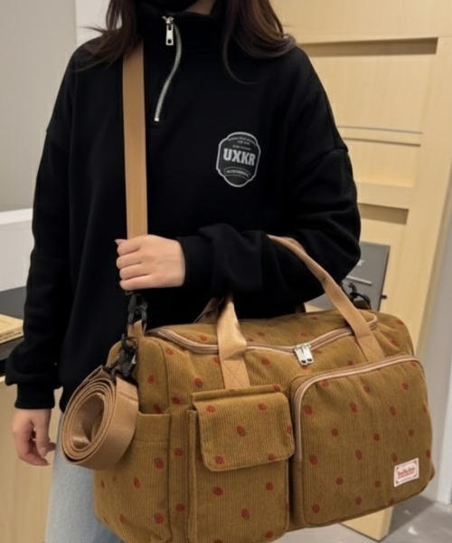 ボストンバッグ 「大容量」イチゴ柄 コーデュロイ ボストン トラベル