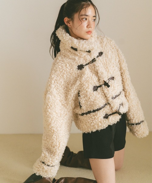 VANNIE U（ヴァニーユー） ダッフルコート コート プードルファー