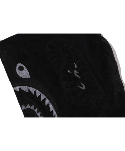 A BATHING APE（アベイシングエイプ） パーカー SNOW WASH SHARK