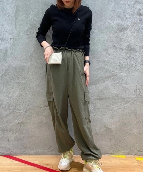 【関税込み】Lacoste カーゴパンツ LACOSTE カーゴパンツ ルーズフィット ナイロンツイルカーゴ