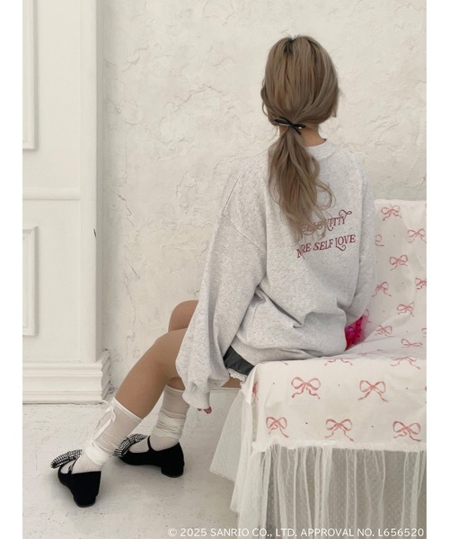 トレーナー スウェット 「HELLO KITTY」 SMILES COME FROM THE HEART SWEAT レディース MORE self LOVE トレーナー スウェット 「HELLO KITTY」 SMILES