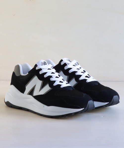 「New Balance」 ローカットスニーカー 22.5cm ブラック レディース_画像3