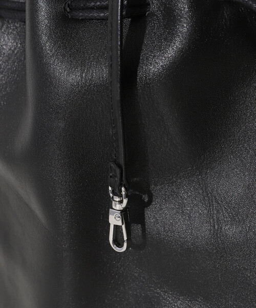 Firsthand（ファーストハンド） ショルダーバッグ Drawstring Leather