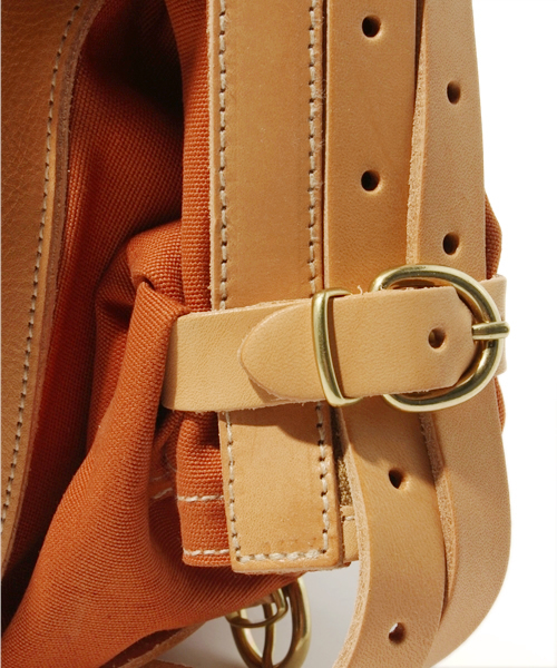 ショルダーバッグ バッグ IL BISONTE / CANVAS x LEATHER / ショルダーバッグ レディース メンズの画像