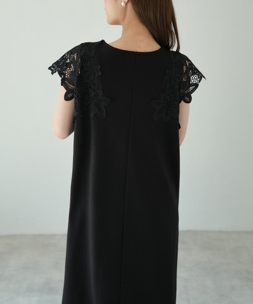 tocco closet（トッコ クローゼット） ワンピース サイドフラワー