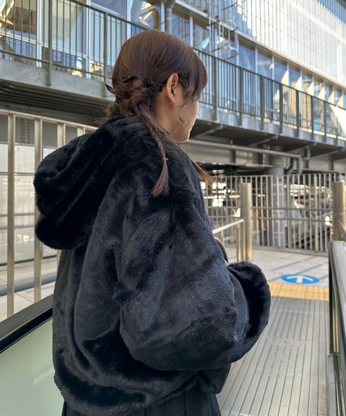 AS KNOW AS（アズノゥアズ） ブルゾン アウター ファーボリューム