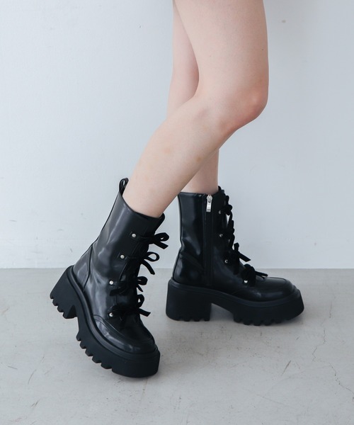 イレギュラーチョイス激レアカラフルリボン付きブーツサイズ39 EVOL（イーボル） ブーツ 「EVOL」リボンレースアップ厚底ショート