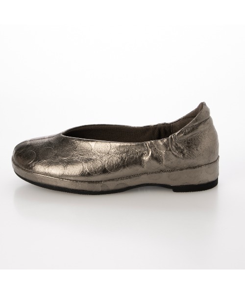 D'ICI レディースパンプス サイズ ２３.５センチ D'ICI（ディッシィ） パンプス 「新色追加」Vカットフラットパンプス