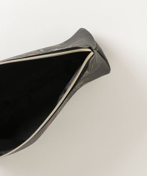 返品可能 TED BAKER POUCH 花 ポーチ【国内即発】 返品可能 TED BAKER POUCH 花 ポーチ【国内即発】 (TED BAKER