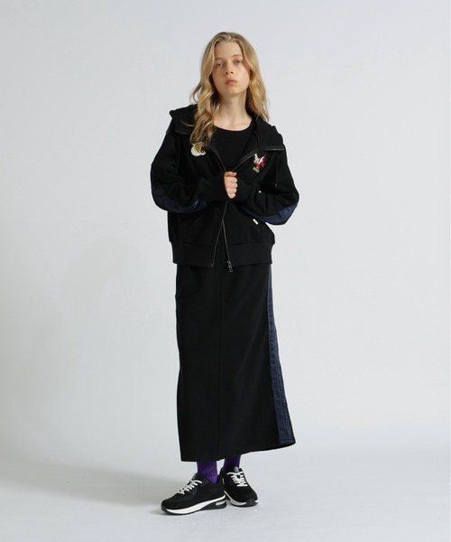 新品未使用⭐️激レアAVIREX★高級セットアップ★6★約130ｃｍ★kav75 AVIREX（アヴィレックス） パーカー 「SOUVENIR COLLECTION」SATIN SKA