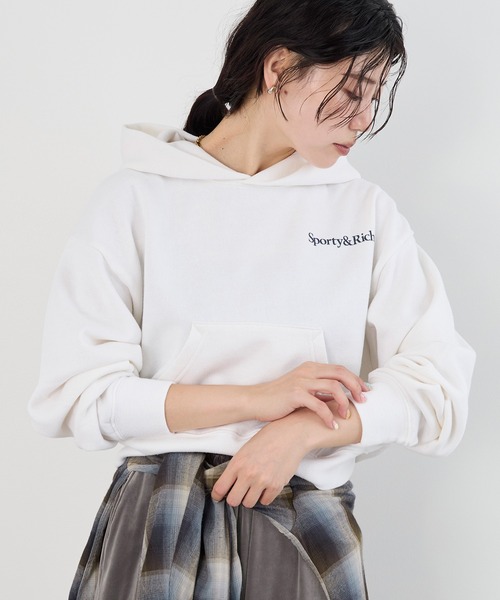 パーカー 「SPORTY ＆ RICH」クロップドフーディ-Soft Cropped Hoodie レディース