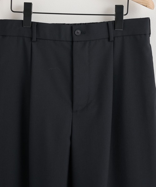 スラックス 「ATON」WOOL TROPICAL LOOSE FIT PANTS／毎日使える定番ウールパンツ メンズの画像