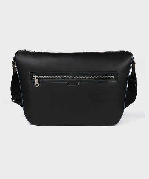 Paul Smith（ポール・スミス） ショルダーバッグ ロゴエンボス