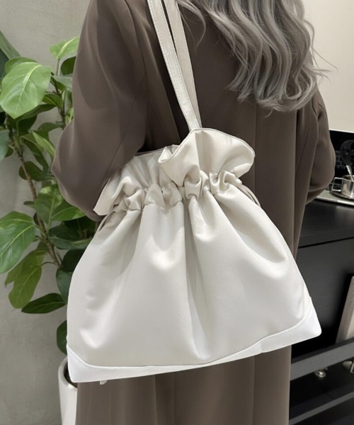 cammie ショルダーバッグ バッグ 巾着ショルダーバッグ レディース