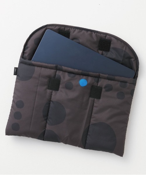 MILLION CARATS（ミリオンカラッツ） タブレットケース “キルティング