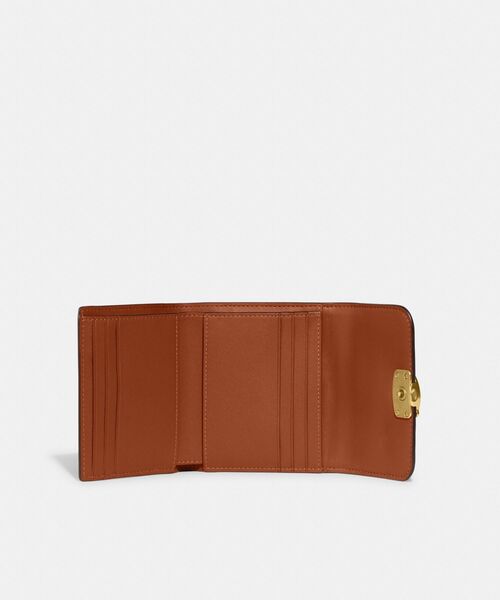 【新品】COACH がさばる財布を持ち歩きたくない時に❤︎ オールドコーチ 財布 COACH（コーチ） 財布 ONE イエロー系その他 レディース : ZOZOTOWN