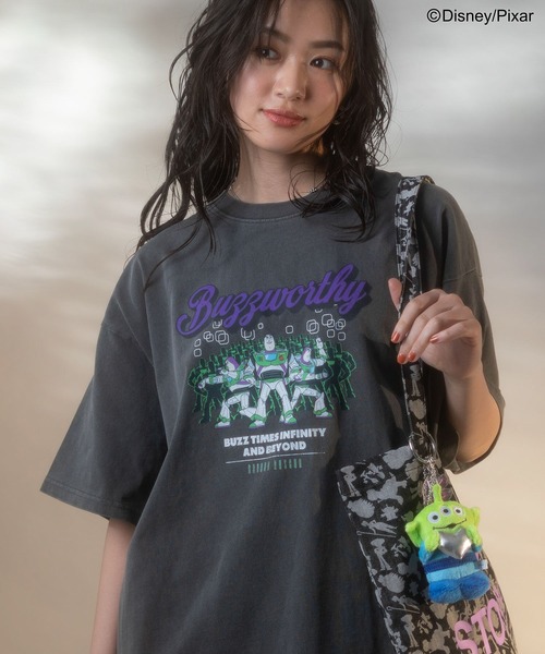 パーク限定・バズライトイヤー トイストーリー グリーンビッグシルエット Tシャツ Green Parks（グリーンパークス） tシャツ 半袖 トイストーリー