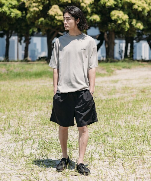 「FREAK'S STORE」 半袖Tシャツ「Wild Thingsコラボ」 MEDIUM グレイッシュベージュ メンズ_画像2