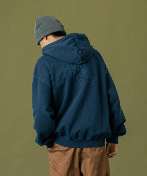 XLARGE パーカー PIGMENT DYED EMBOSS LOGO ZIP HOODED SWEAT