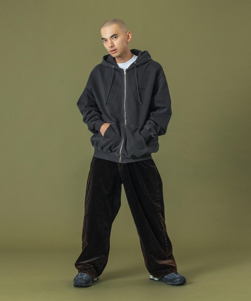 XLARGE パーカー PIGMENT DYED EMBOSS LOGO ZIP HOODED SWEAT