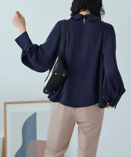ルイルエブティック RUIRUE BOUTIQUE 【ドレスアップデコルテ ブラウスシリーズ】シャツカラー タックブラウス （ネイビー） RUIRUE BOUTIQUE ブラウス シャツ 洗える ｜「ドレスアップ