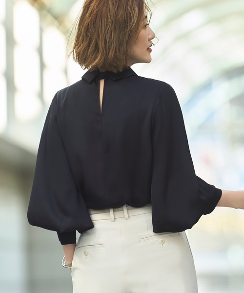 ルイルエブティック RUIRUE BOUTIQUE 【ドレスアップデコルテ ブラウスシリーズ】シャツカラー タックブラウス （ネイビー） RUIRUE BOUTIQUE ブラウス シャツ 洗える ｜「ドレスアップ