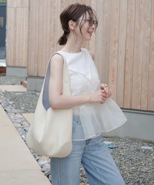 ホワイトレザー バケット型ハンドバッグ　Mサイズ ハンドバッグ 「NiiNa」「高品質牛革」ソフトレザーショルダートート